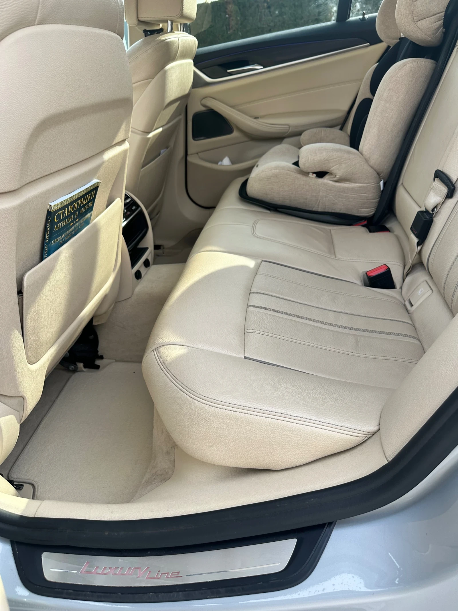 BMW 520 xDrive luxury line - изображение 8
