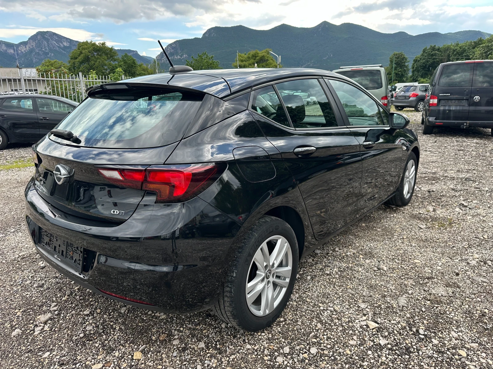 Opel Astra 1, 6CDTI 110kc - изображение 3
