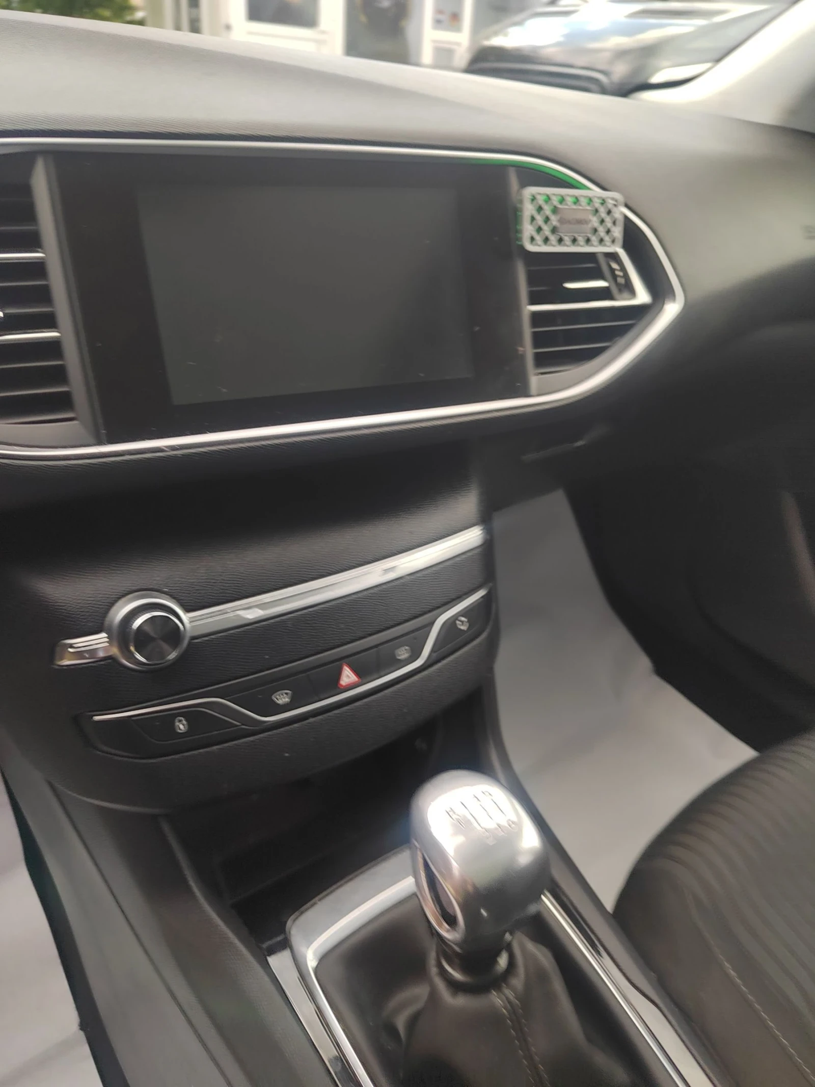 Peugeot 308 1.6 HDI EURO 6 - изображение 10
