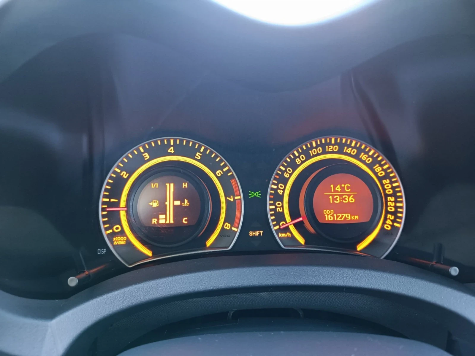 Toyota Auris 1.6/124 к.с./климатроник/ТОП  - изображение 9