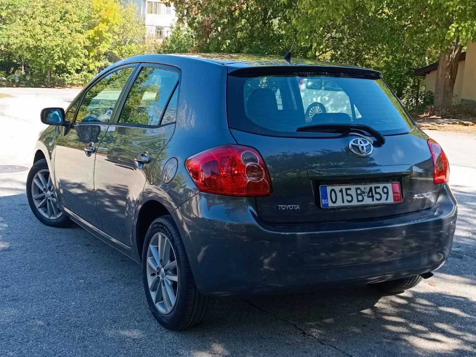 Toyota Auris 1.6/124 к.с./климатроник/ТОП  - изображение 4