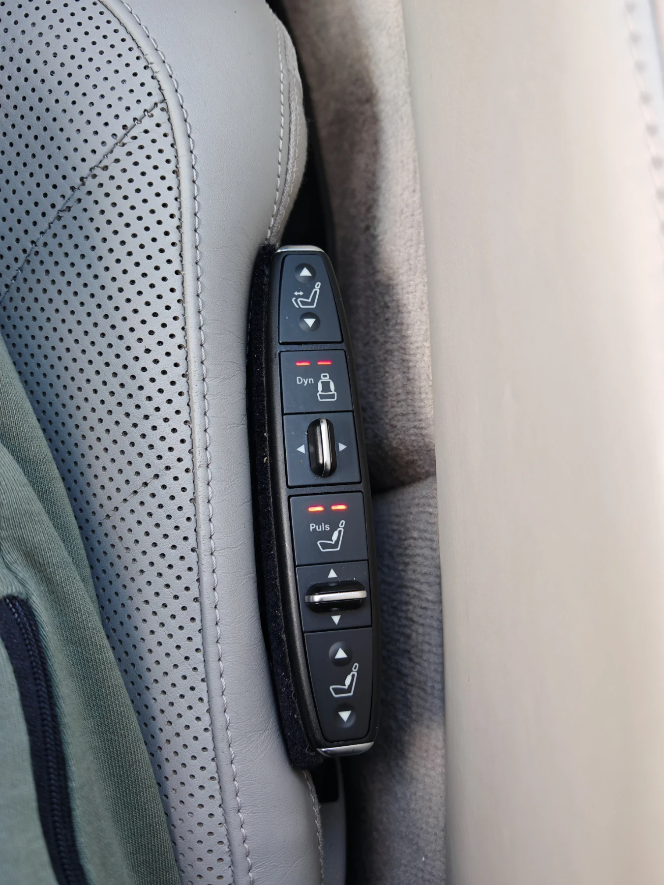 Mercedes-Benz CLS 350 *  .* TOP!!! 4matic! | Mobile.bg   13