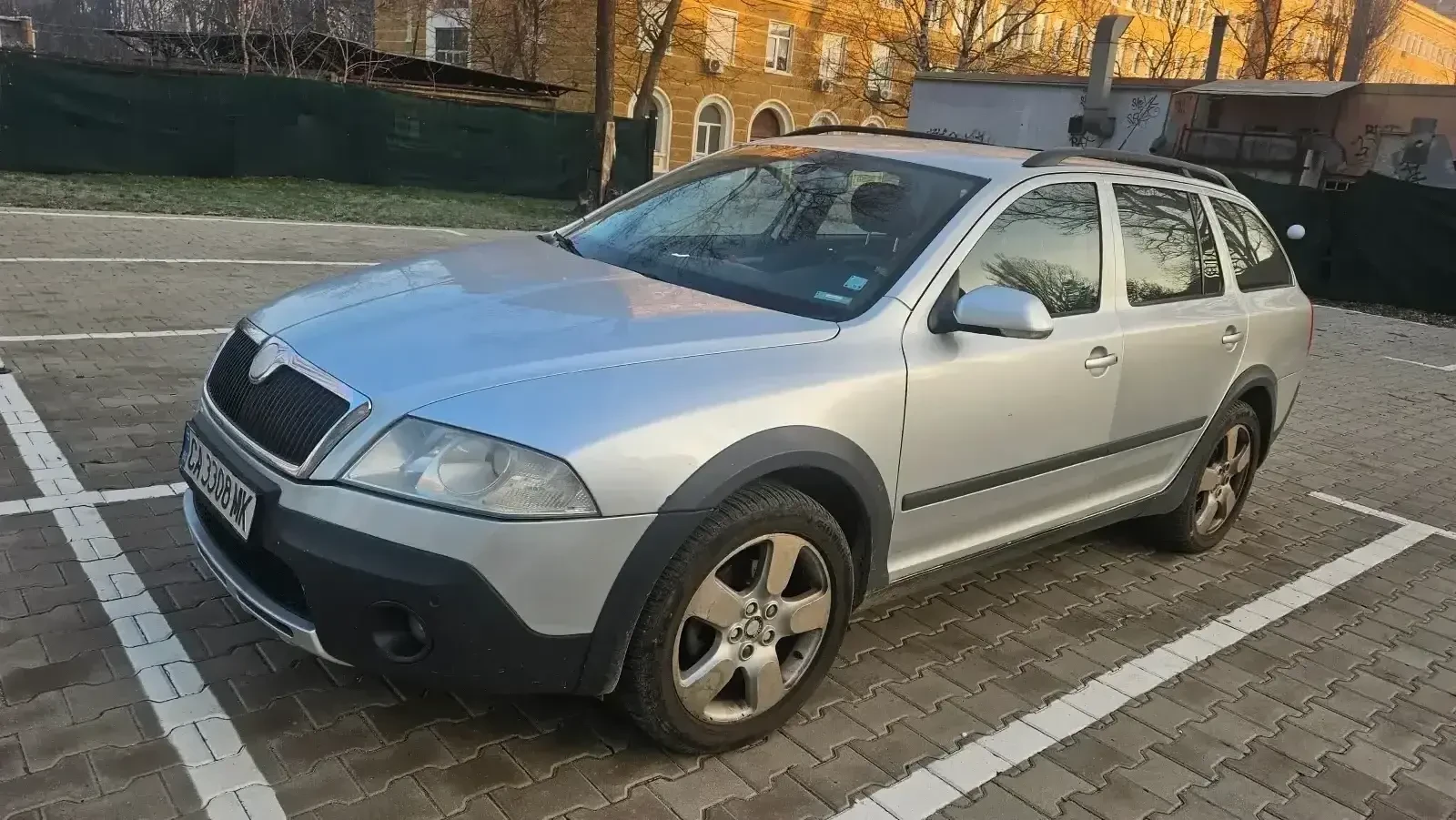 Skoda Octavia Скаут, снимка 6 - Автомобили и джипове - 55092818