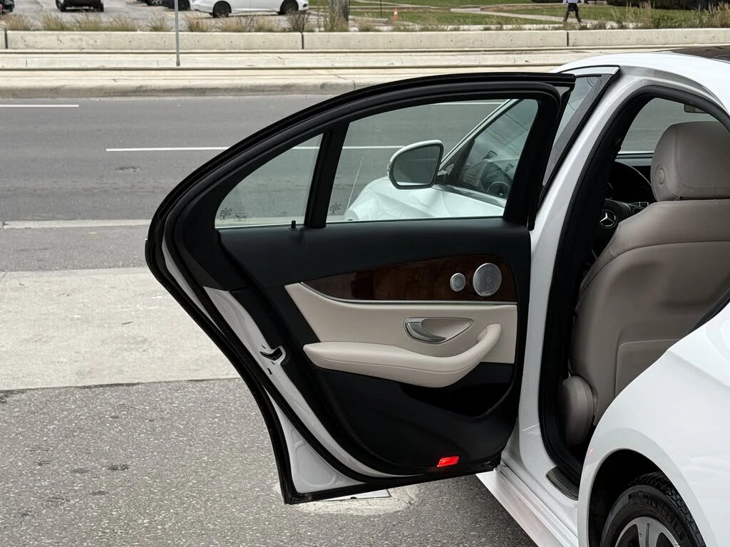 Mercedes-Benz E 300 DIGITAL* ПАНОРАМА* ПАМЕТ* BURMESTER - изображение 10