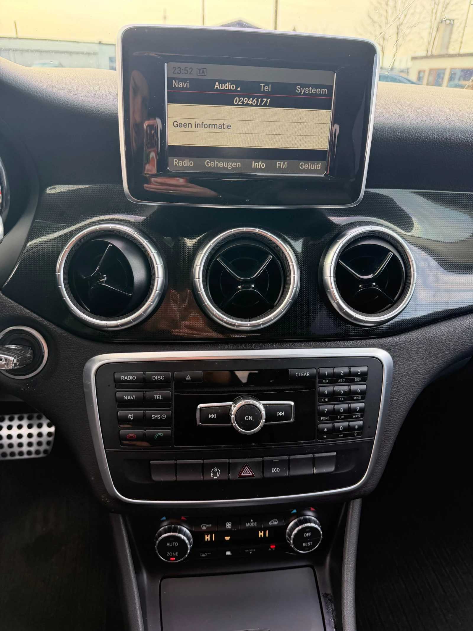 Mercedes-Benz CLA 200 CDI AVTOMAT/NAVI/KOJA EURO 5 | Mobile.bg � ����������� 12