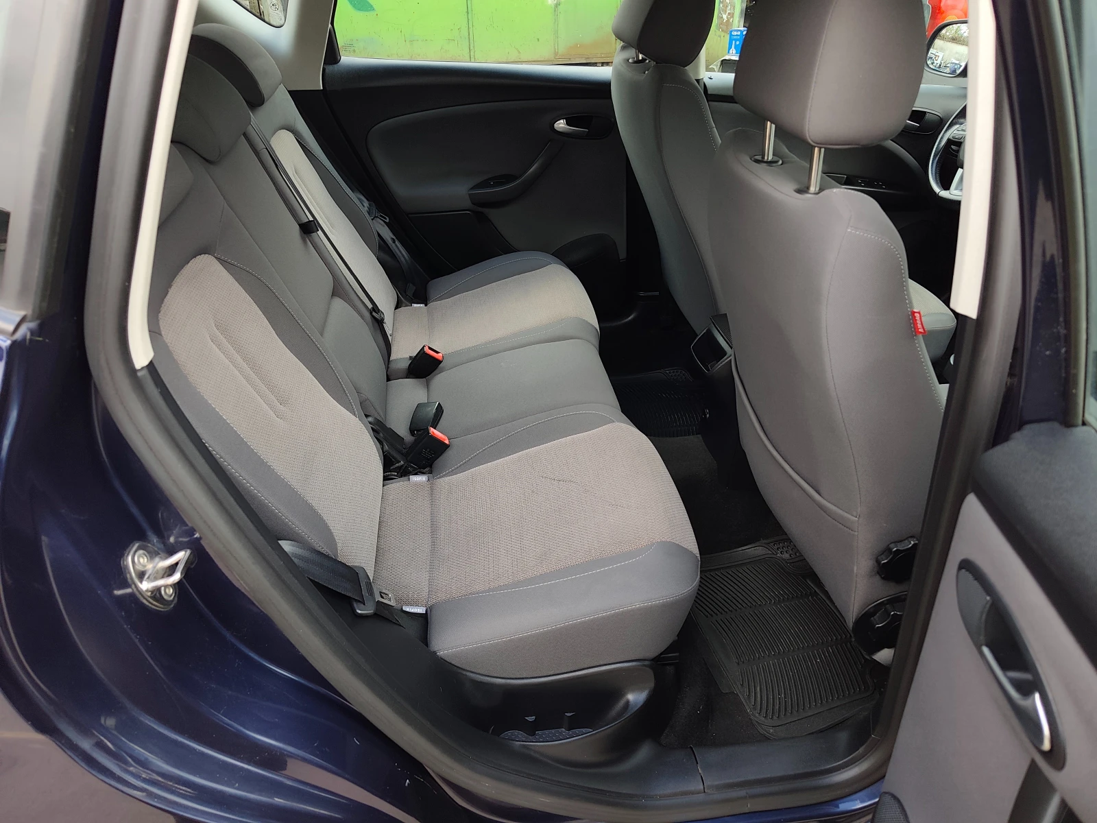 Seat Altea 1.2 TSI, снимка 10 - Автомобили и джипове - 54148798