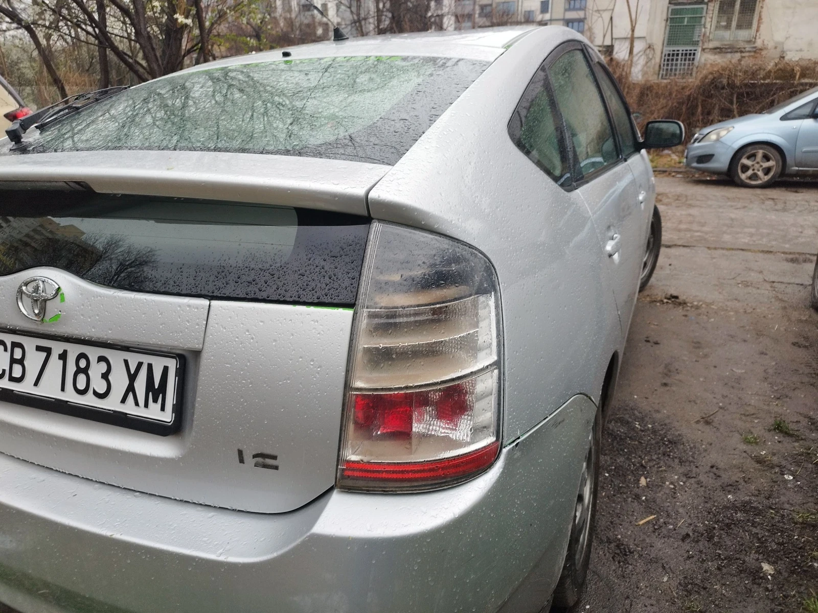 Toyota Prius, снимка 4 - Автомобили и джипове - 54373648
