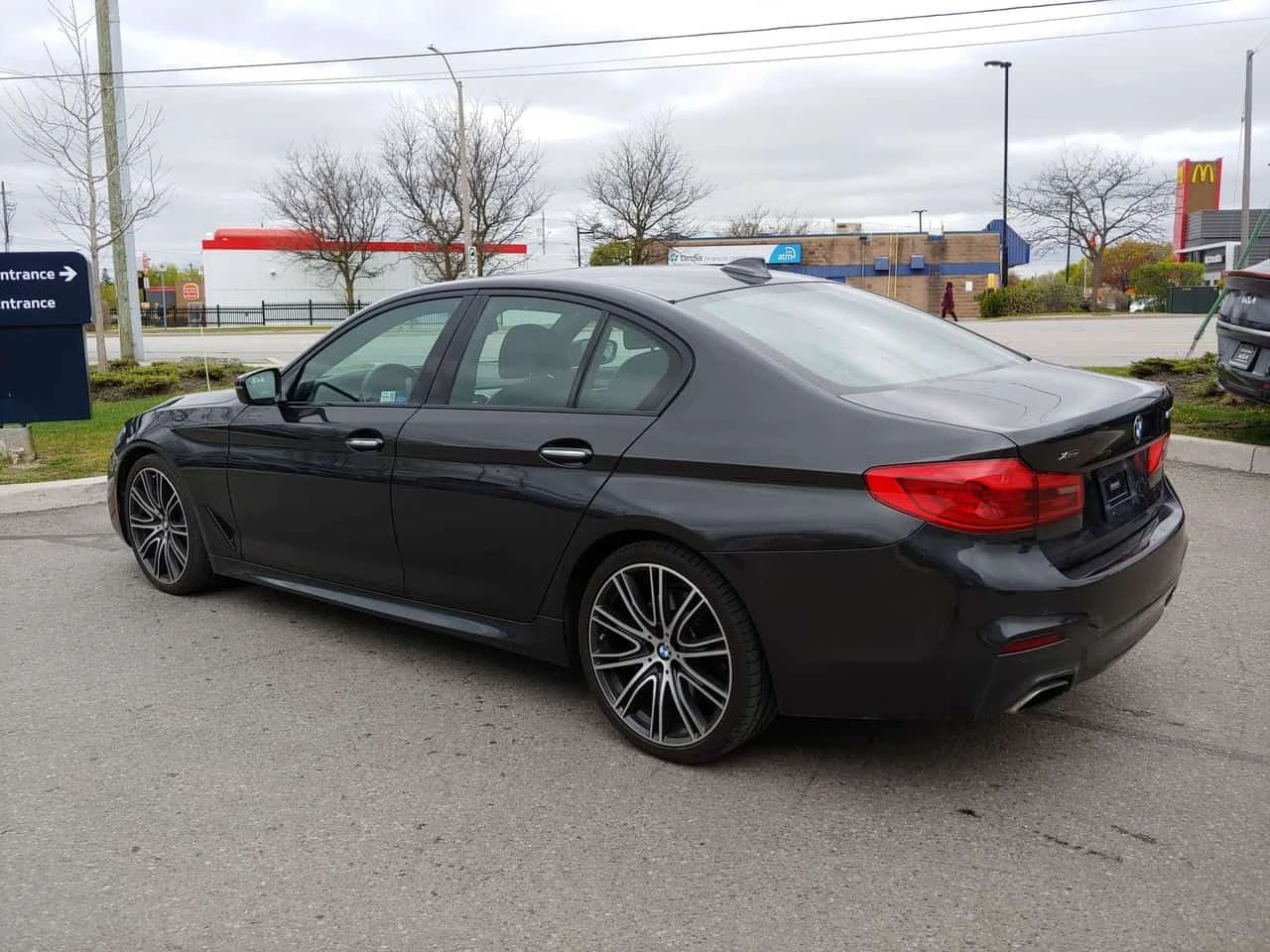 BMW 530 М ПАКЕТ/xDrive/CARFAX/ФИНАНСИРАНЕ, снимка 5 - Автомобили и джипове - 54605586
