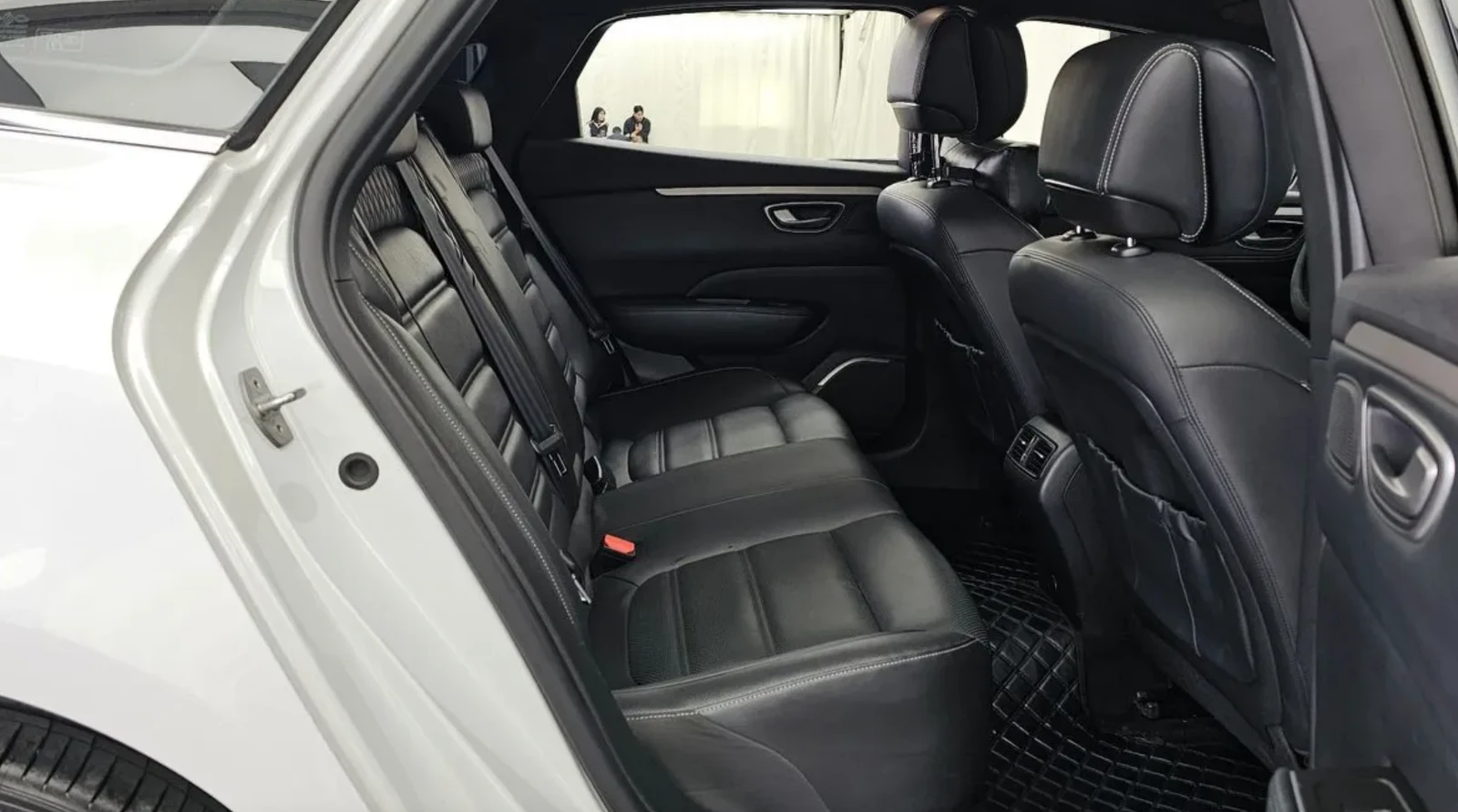 Renault Talisman LPG* BOSE* ОБДУХ* AMBIENT* Крайна Цена, снимка 9 - Автомобили и джипове - 54700882