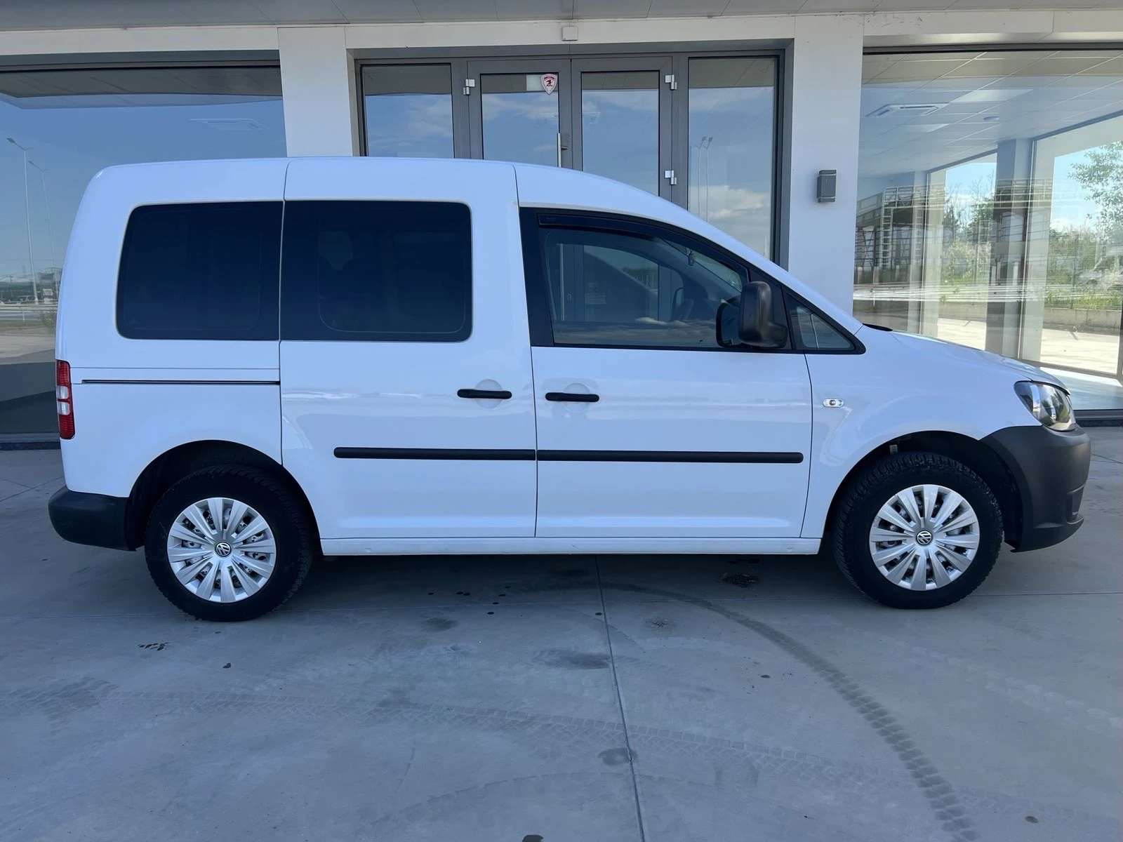 VW Caddy 2.0i  * Бензин/Метан * , снимка 4 - Автомобили и джипове - 54799493
