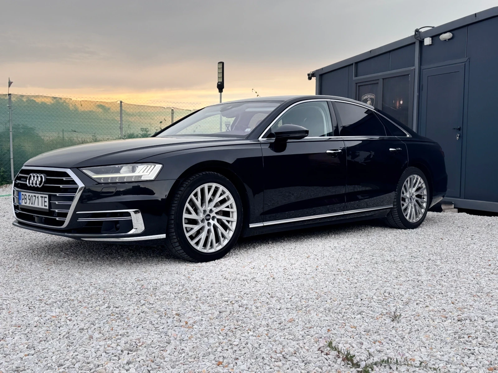 Audi A8 50TDI* Matrix* AIR* Distronic* Top*  | Mobile.bg � ����������� 4