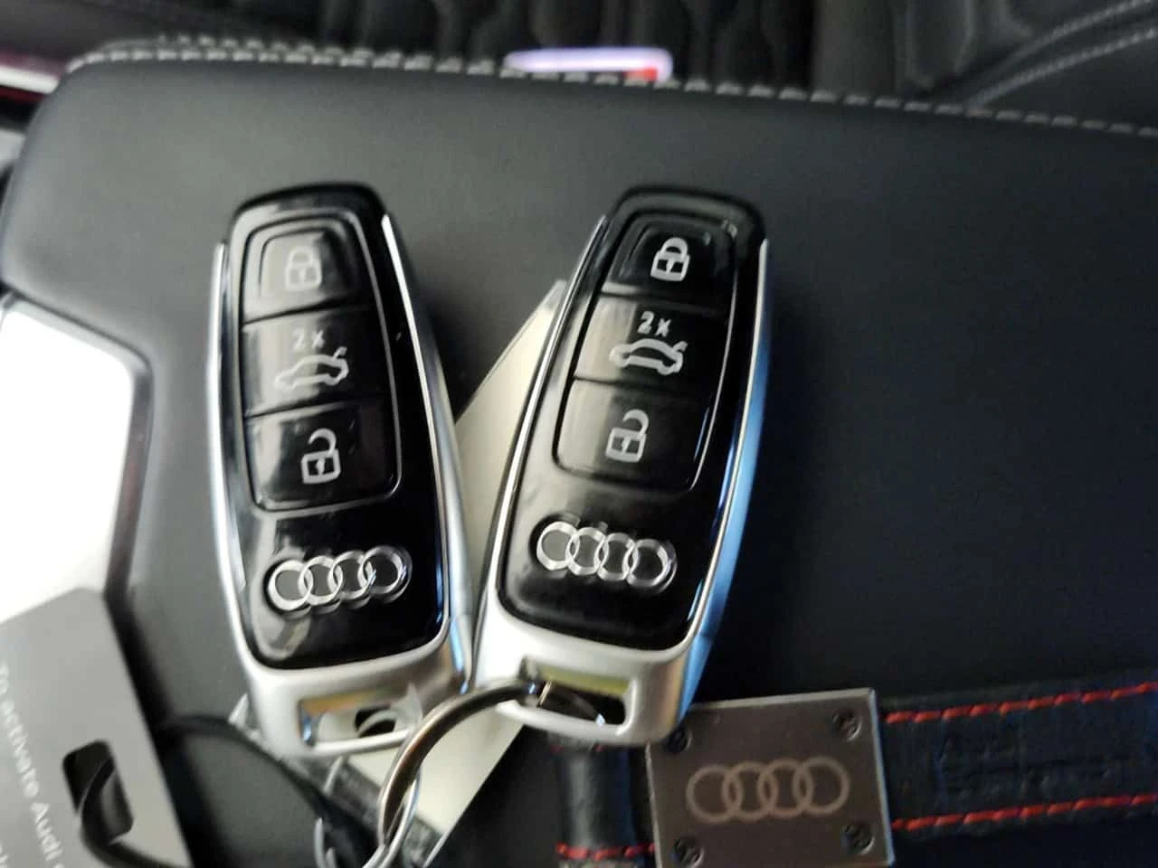 Audi Rs7 * PERFORMANCE * CARFAX * 14k km * , снимка 12 - Автомобили и джипове - 55320140