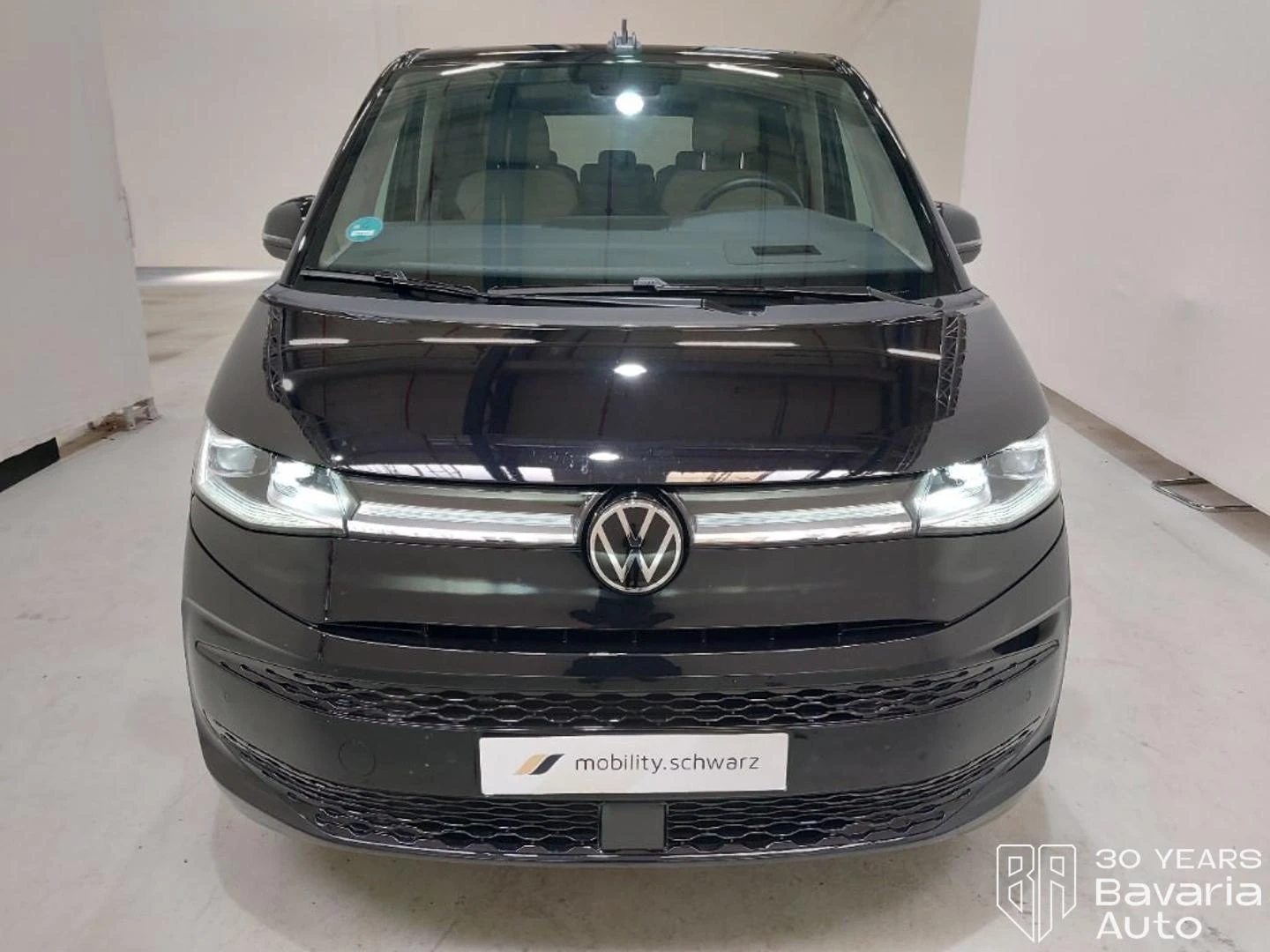 VW Multivan Style lang DSG Easy Open Basic, снимка 6 - Автомобили и джипове - 55424162