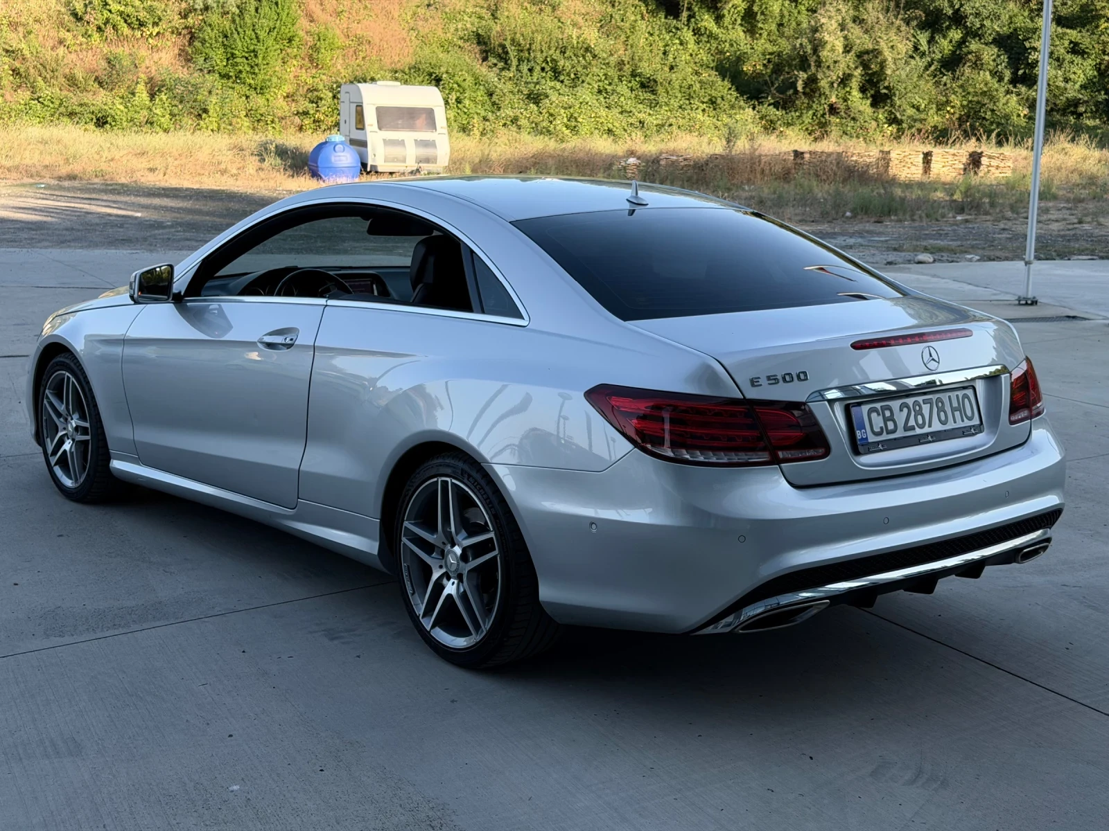 Mercedes-Benz E 500, снимка 4 - Автомобили и джипове - 55644523