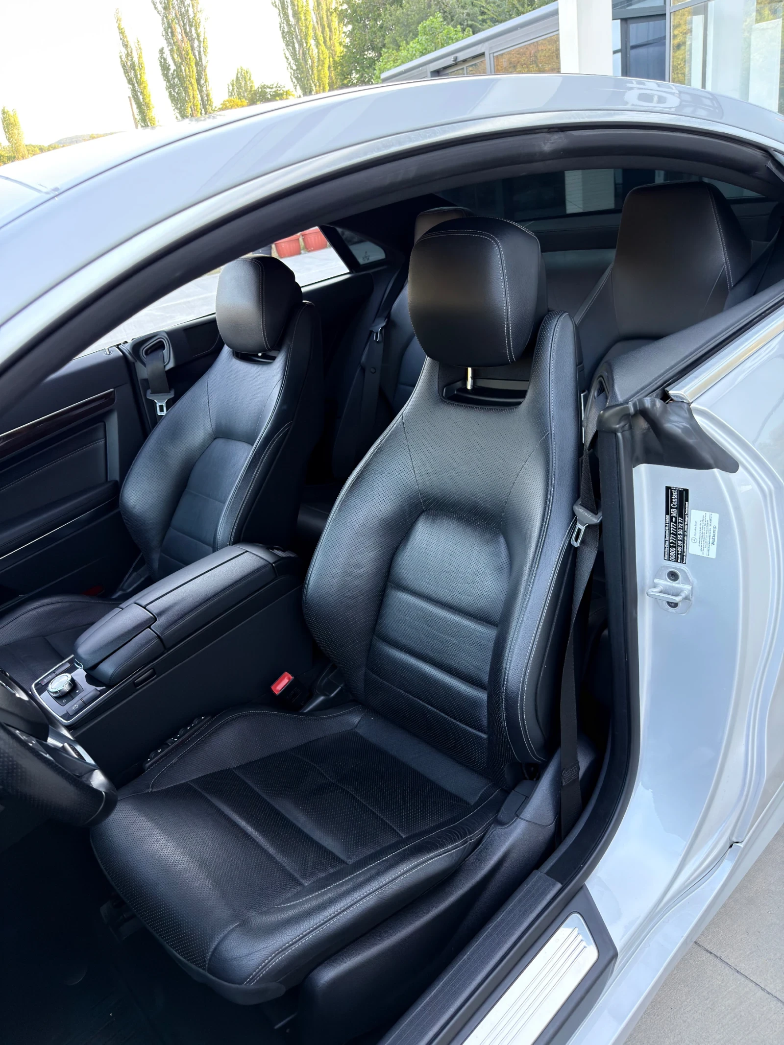 Mercedes-Benz E 500, снимка 12 - Автомобили и джипове - 55644523