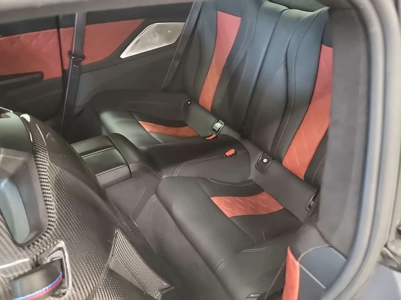BMW M8 * COMPETITION * CARFAX * BUCKET  * B&O * , снимка 13 - Автомобили и джипове - 56618111