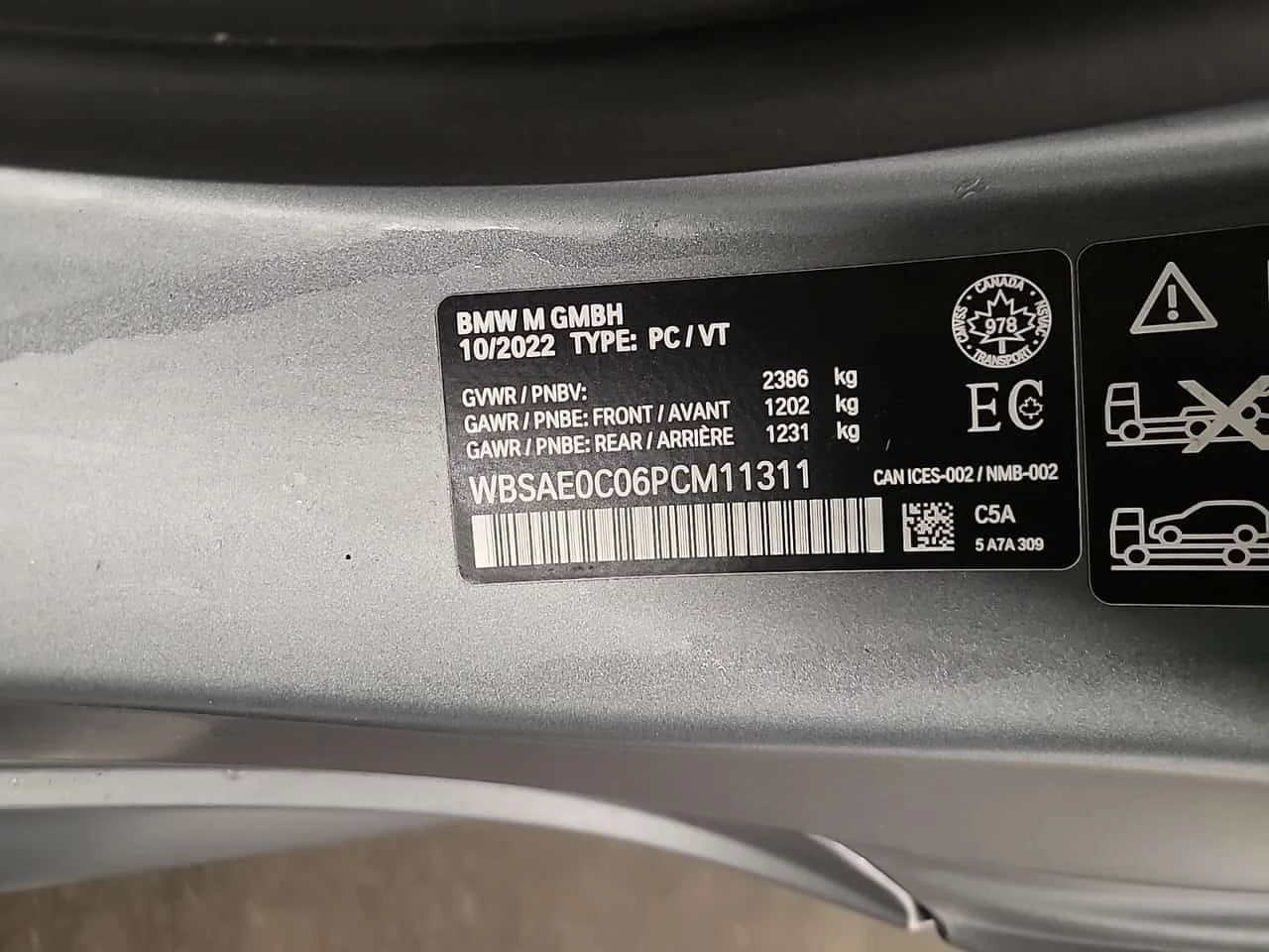 BMW M8 * COMPETITION * CARFAX * BUCKET  * B&O * , снимка 16 - Автомобили и джипове - 56618111
