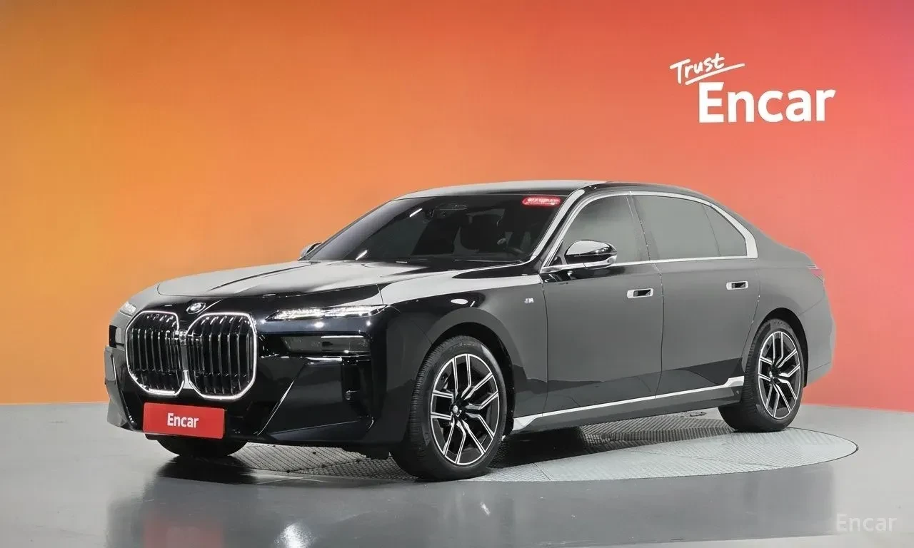 BMW 740 M* SPORT* XDRIVE* BOWER* WILKINS* ДИСТРОНИК* ОБДУХ