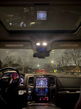 Dodge RAM 1500 * Sport * BUMBLEBEE* ПАНО* ПОДГРЕВ* KEYLESS* , снимка 5