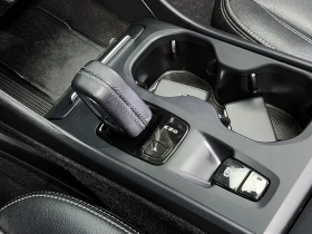 Volvo XC40 T4 MOMENTUM, снимка 9