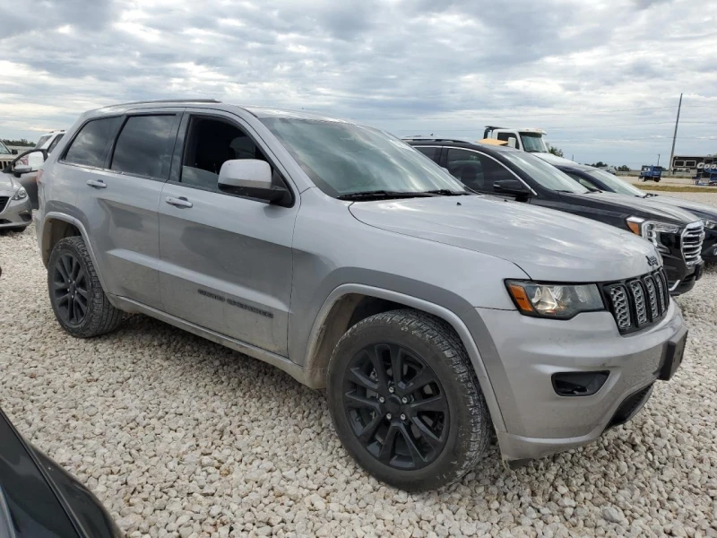 Jeep Grand cherokee Подгрев* Камера* Keyless* Панорама* 138хил.км., снимка 4 - Автомобили и джипове - 48402493