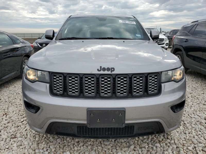 Jeep Grand cherokee Подгрев* Камера* Keyless* Панорама* 138хил.км., снимка 5 - Автомобили и джипове - 48402493