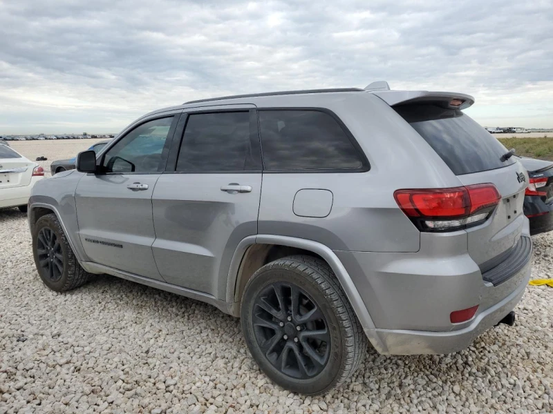 Jeep Grand cherokee Подгрев* Камера* Keyless* Панорама* 138хил.км., снимка 2 - Автомобили и джипове - 48402493