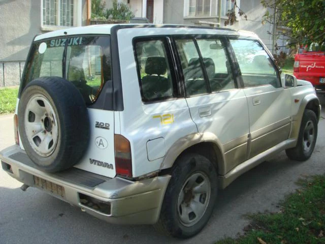 Suzuki Vitara 2.0TDI, снимка 4 - Автомобили и джипове - 46834380