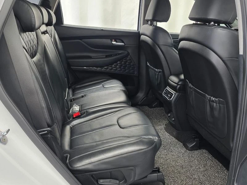 Hyundai Santa fe 2.2 Automatic, снимка 16 - Автомобили и джипове - 55656313