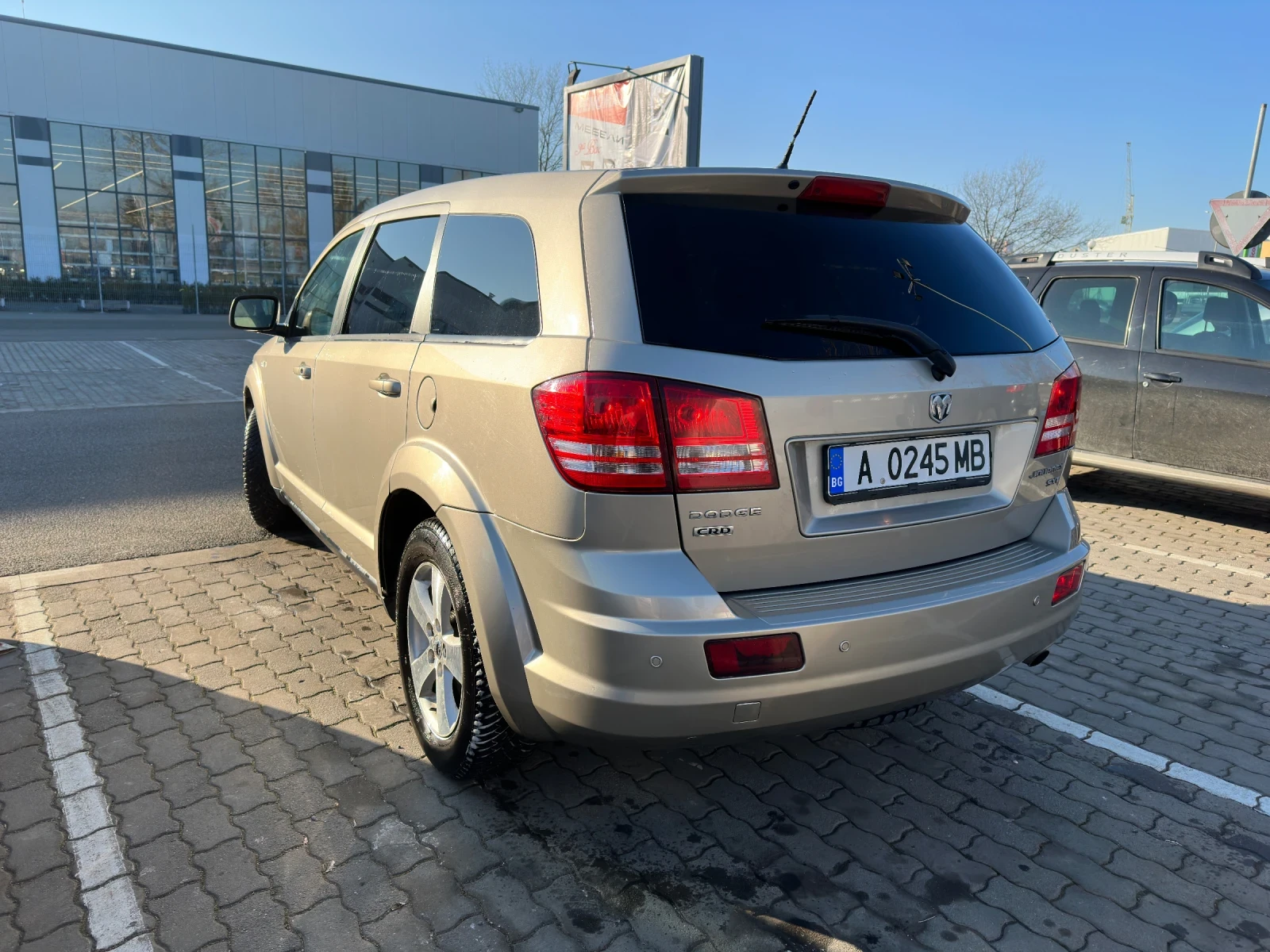 Dodge Journey SXT 2WD 6+ 1 - изображение 3