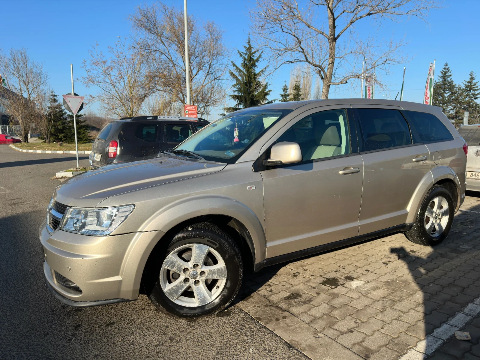 Dodge Journey SXT 2WD 6+ 1 - изображение 2