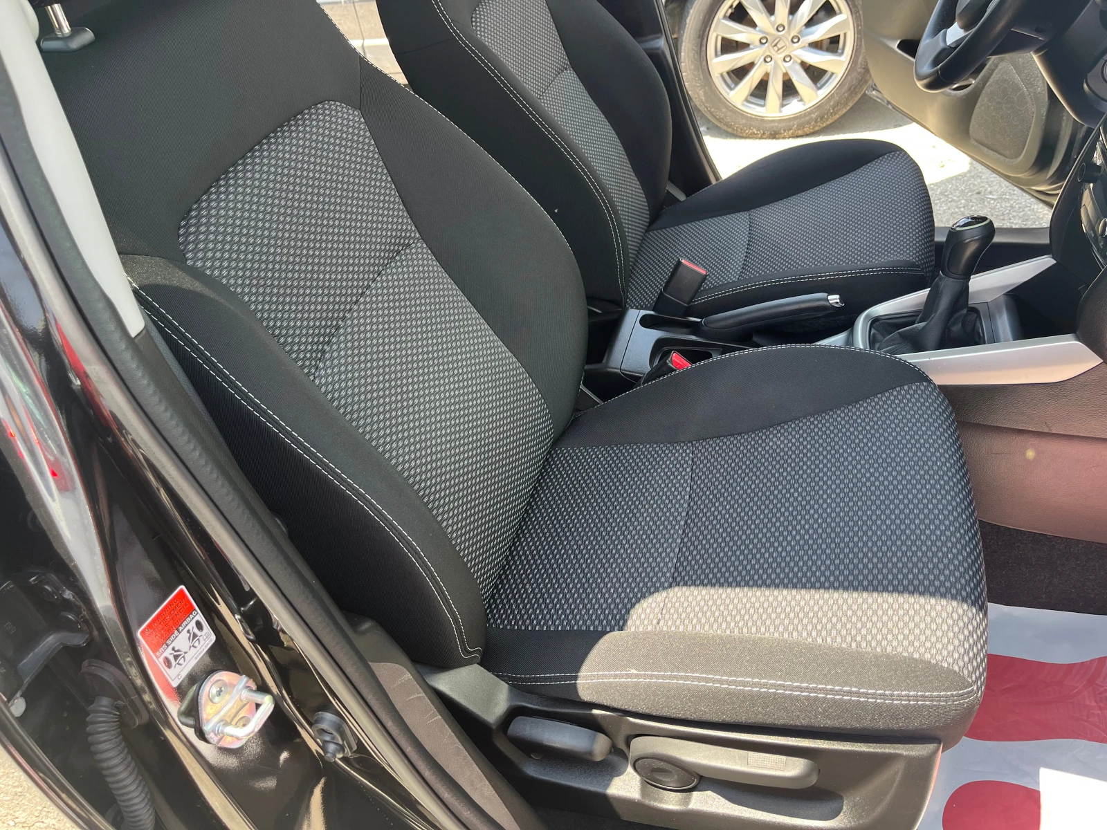 Suzuki Vitara 4x4 1.6 i 120k.c - изображение 8