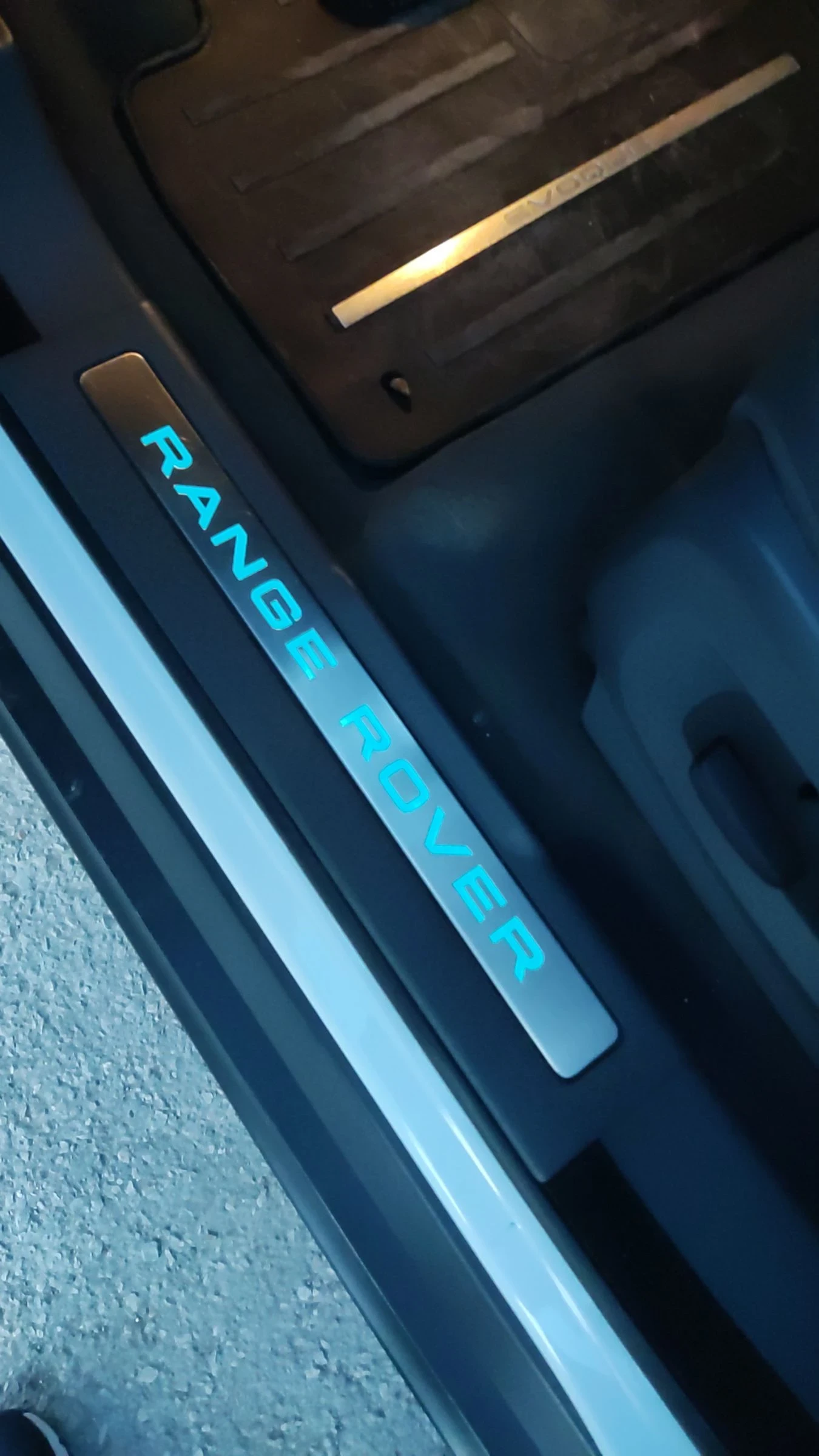 Land Rover Range Rover Evoque DYNAMIC SD4 2.2 190hp | Mobile.bg   11