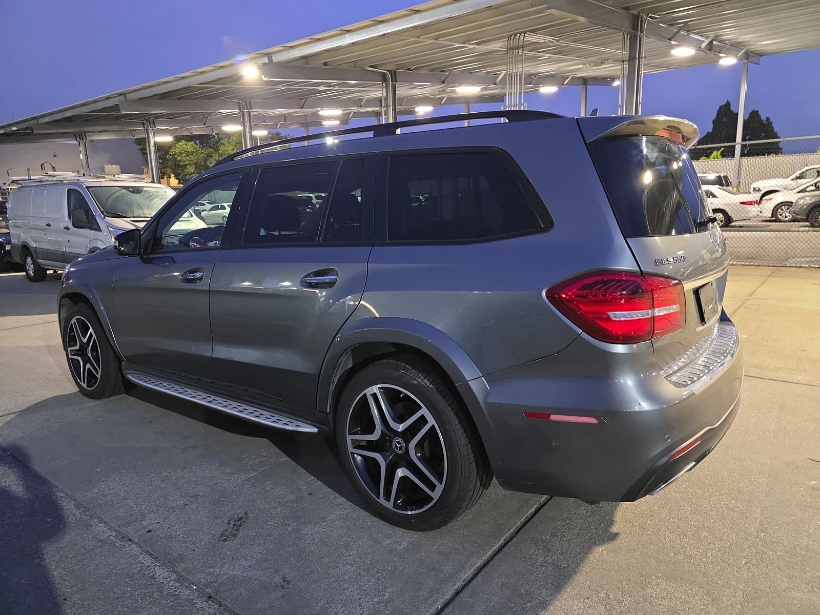 Mercedes-Benz GLS 500 AMG* HARMAN* 7МЕСТА* МАСАЖ* ДИСТРОНИК* ОБДУХ* LANE - изображение 6