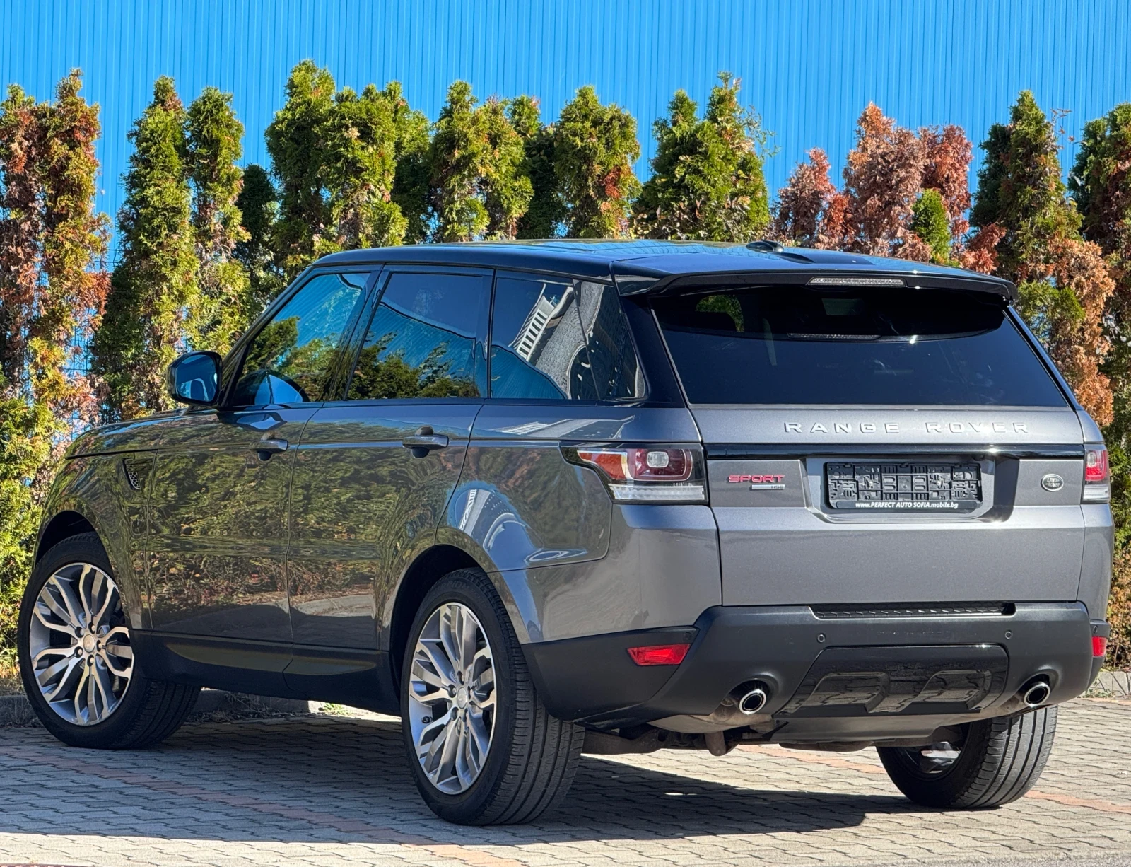 Land Rover Range Rover Sport 3.0D-HSE-ПАНОРАМА-КОЖА-ПАМЕТ-ПОДГРЕВ-КАМЕРА-FULL!! - изображение 3