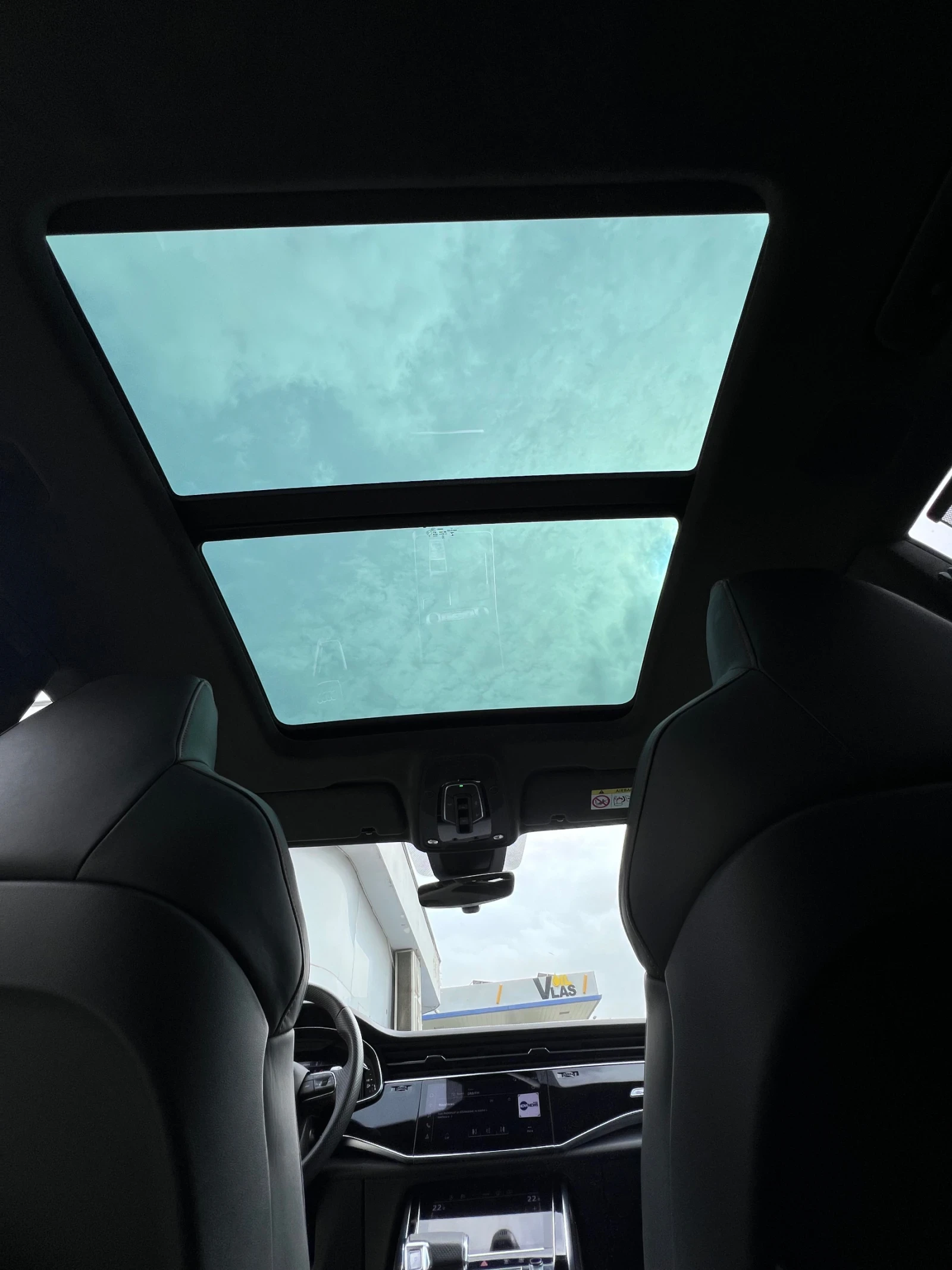 Audi RSQ8 | Mobile.bg   13