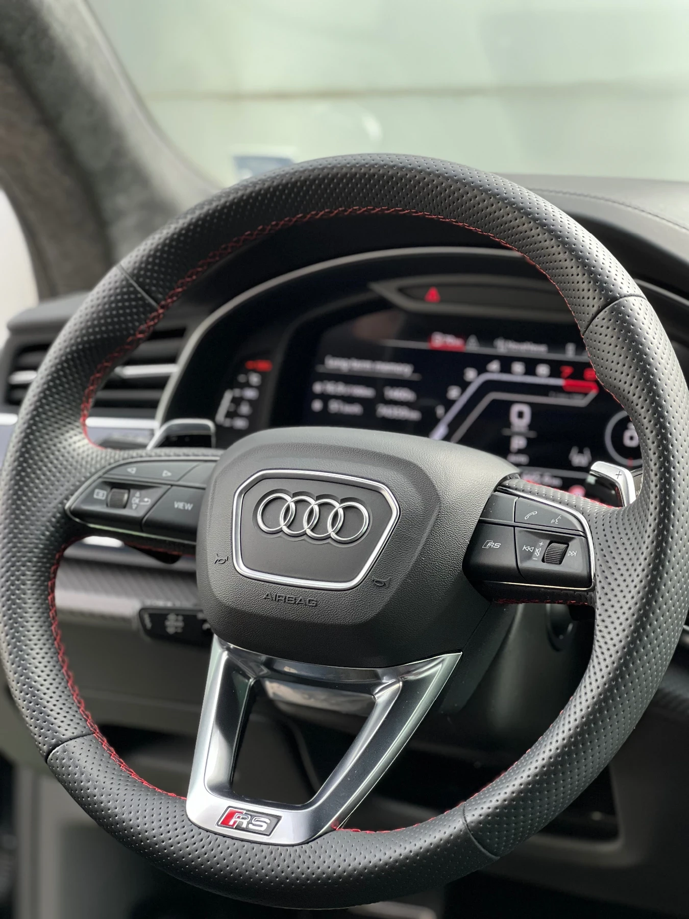 Audi RSQ8 | Mobile.bg   8