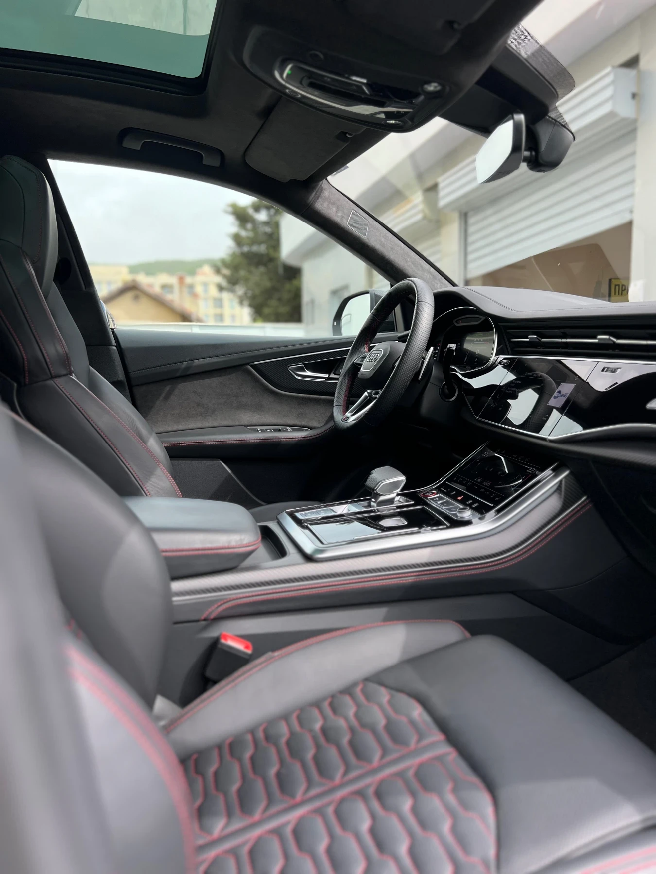 Audi RSQ8 | Mobile.bg   12