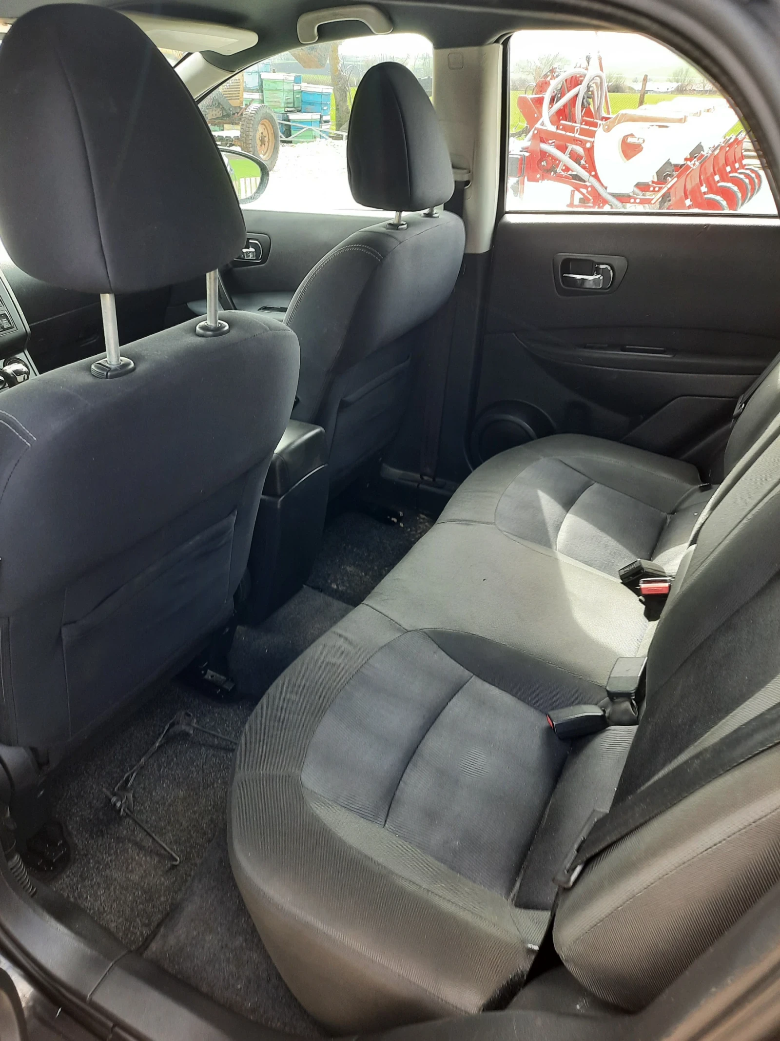 Nissan Qashqai 1, 6 i, снимка 6 - Автомобили и джипове - 54039377