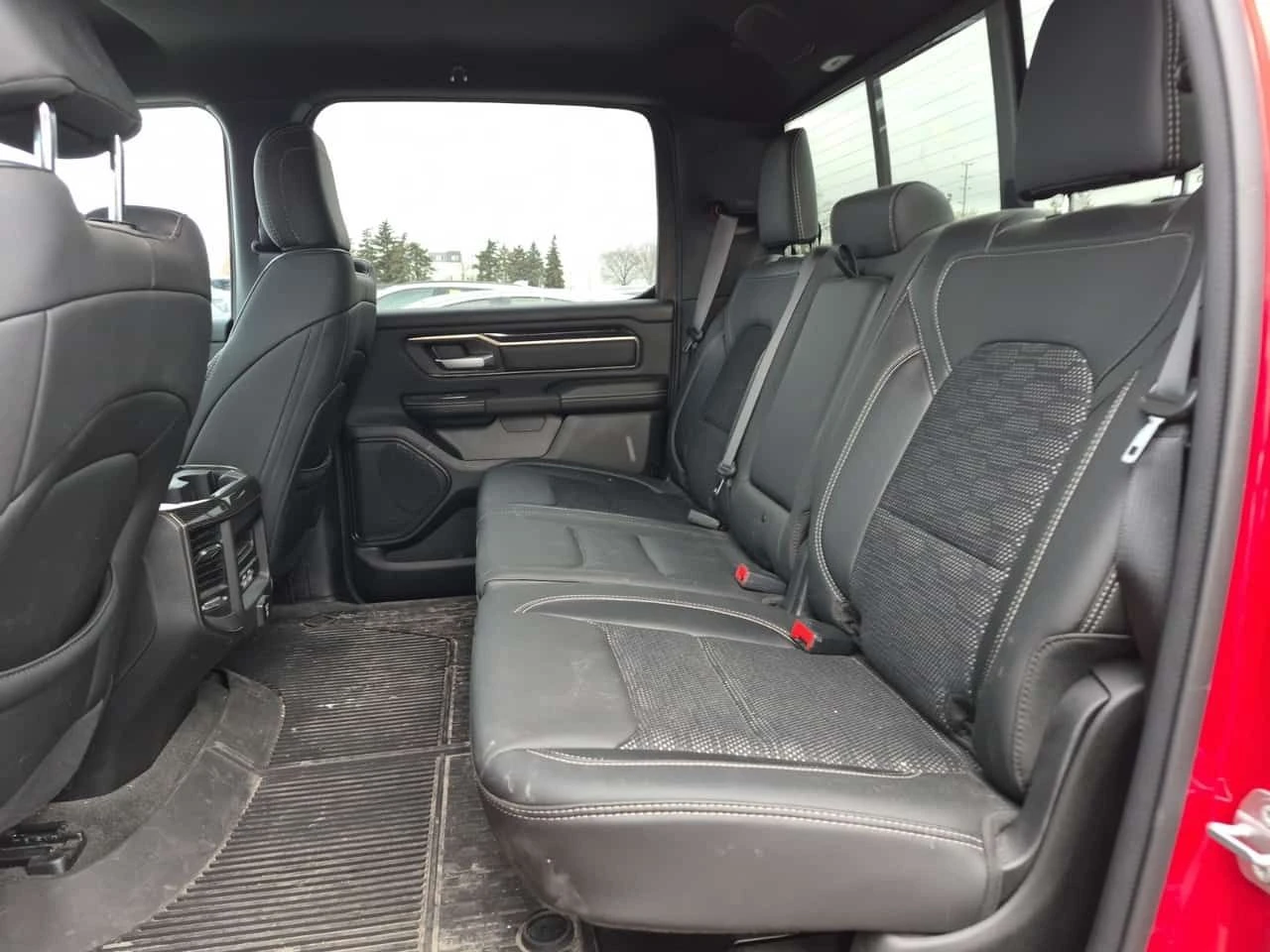 Dodge RAM 1500 * SPORT CREW CAB SHORT BED * NAVI* , снимка 12 - Автомобили и джипове - 54078739