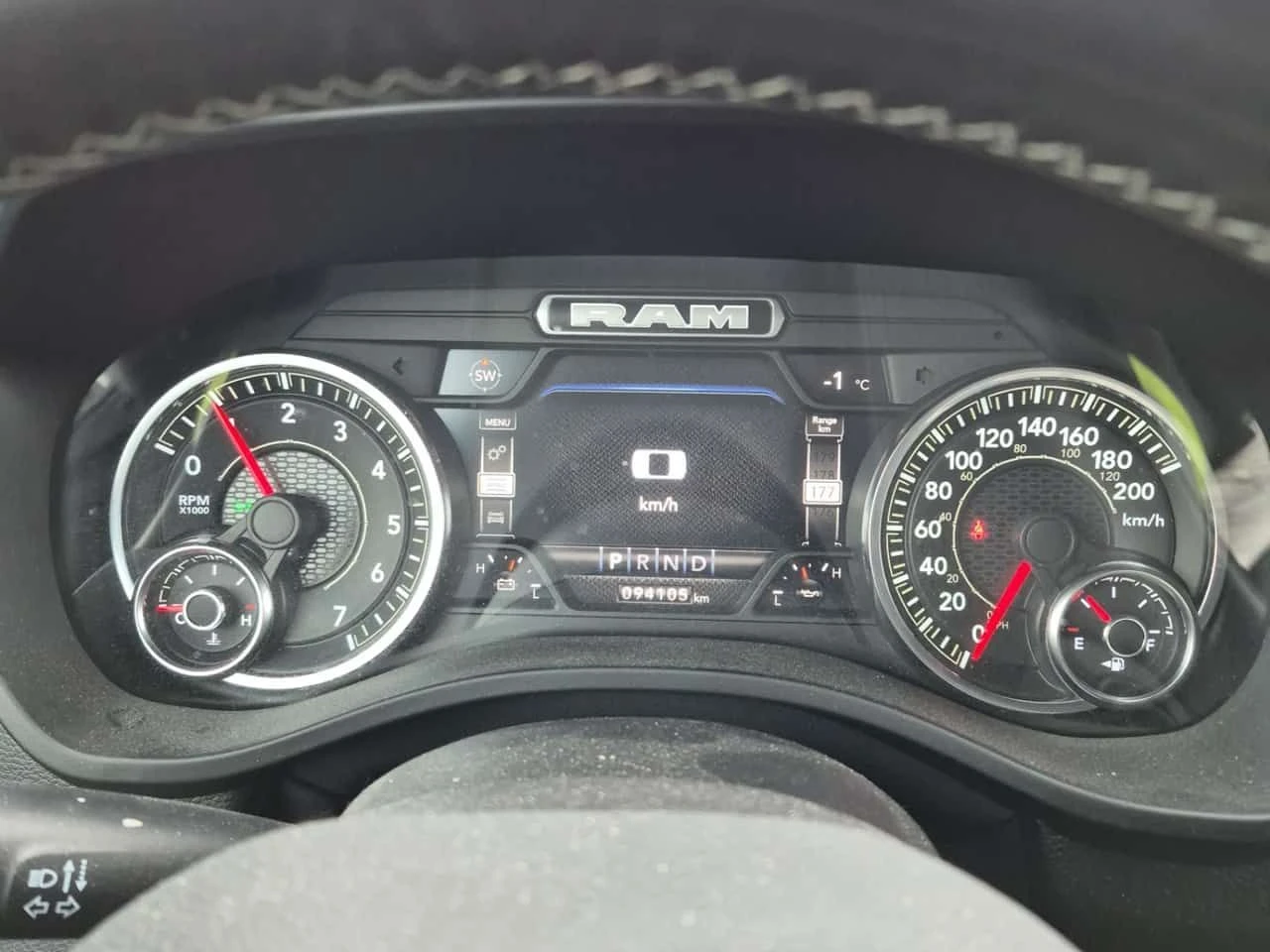 Dodge RAM 1500 * SPORT CREW CAB SHORT BED * NAVI* , снимка 9 - Автомобили и джипове - 54078739