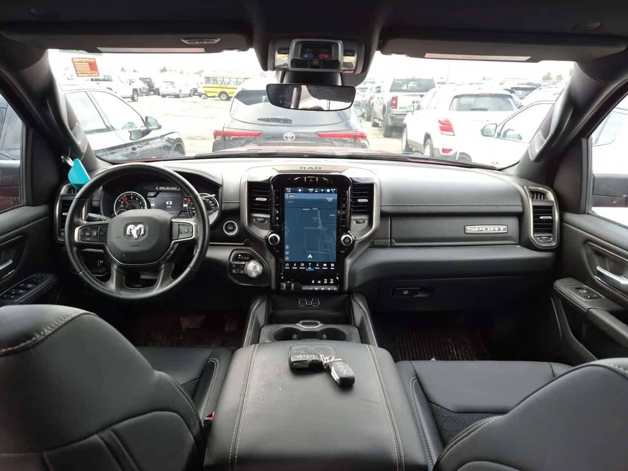 Dodge RAM 1500 * SPORT CREW CAB SHORT BED * NAVI* , снимка 10 - Автомобили и джипове - 54078739