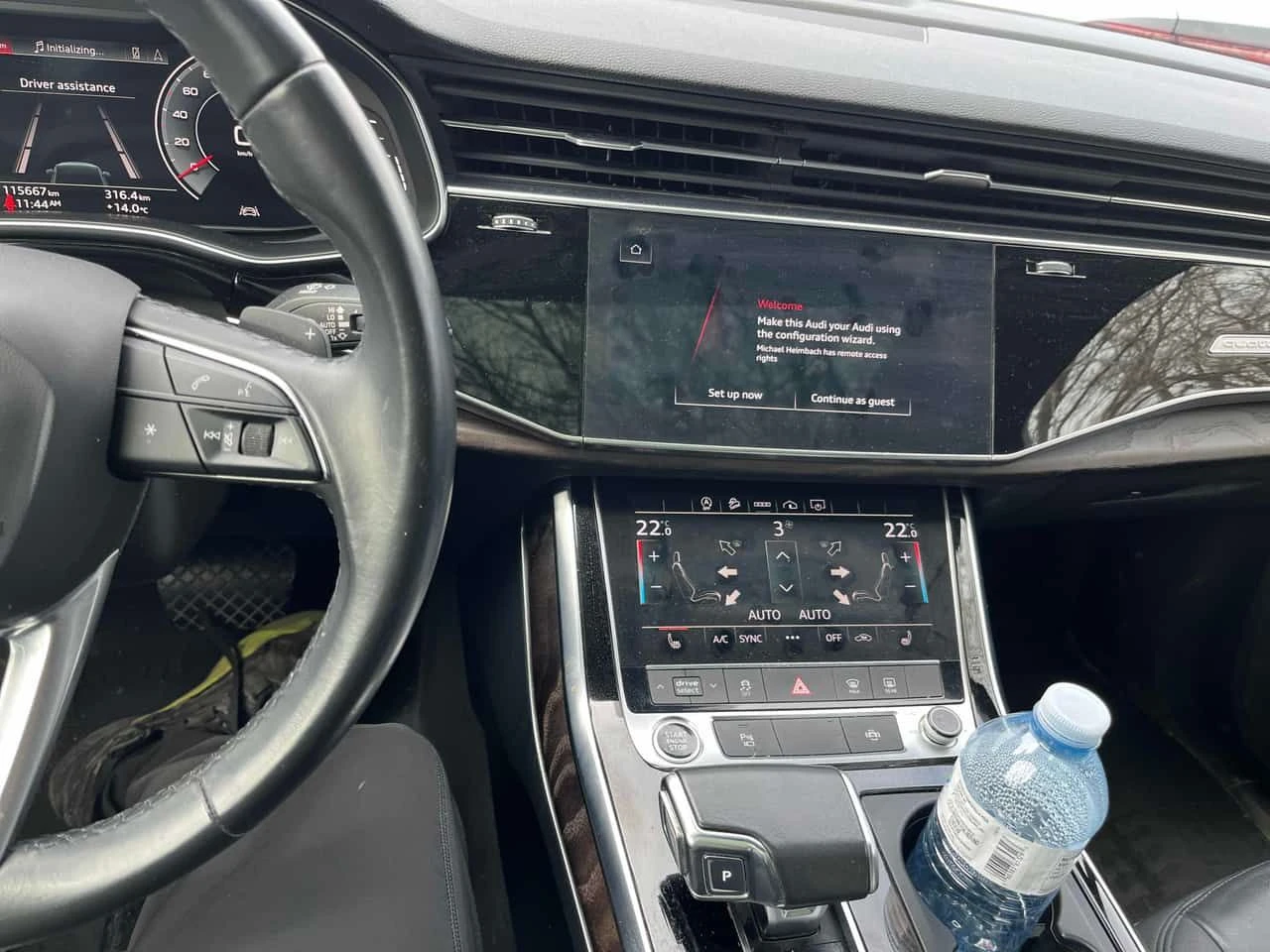 Audi Q7 Komfort/CARFAX/ПОДГРЕВ/ПАМЕТ/ПАНОРАМА/КЛИП, снимка 8 - Автомобили и джипове - 54240151