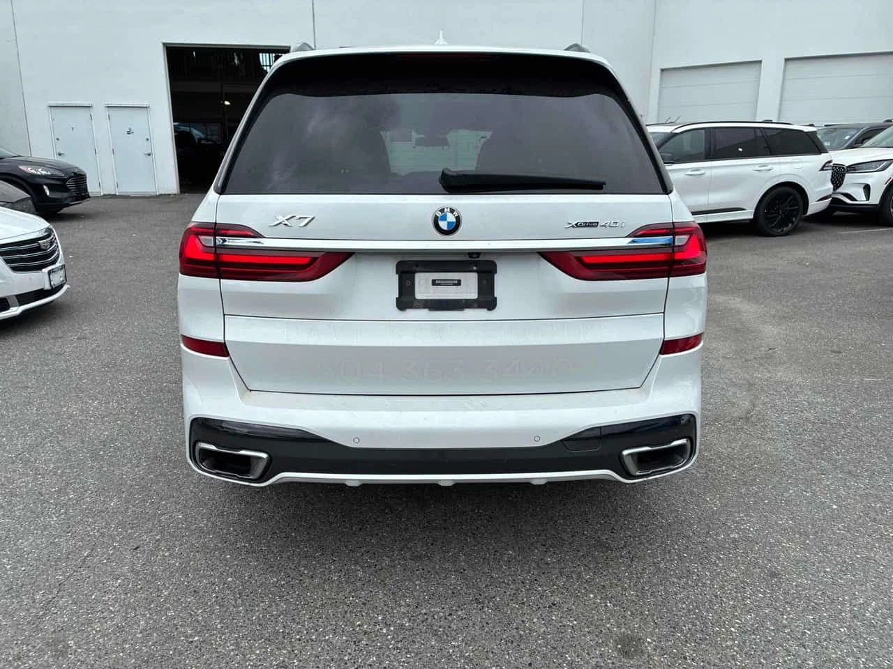 BMW X7 xDrive40i/ОБДУХВАНЕ/ПАНОРАМА/ДИСТРОНИК/360, снимка 5 - Автомобили и джипове - 54487528