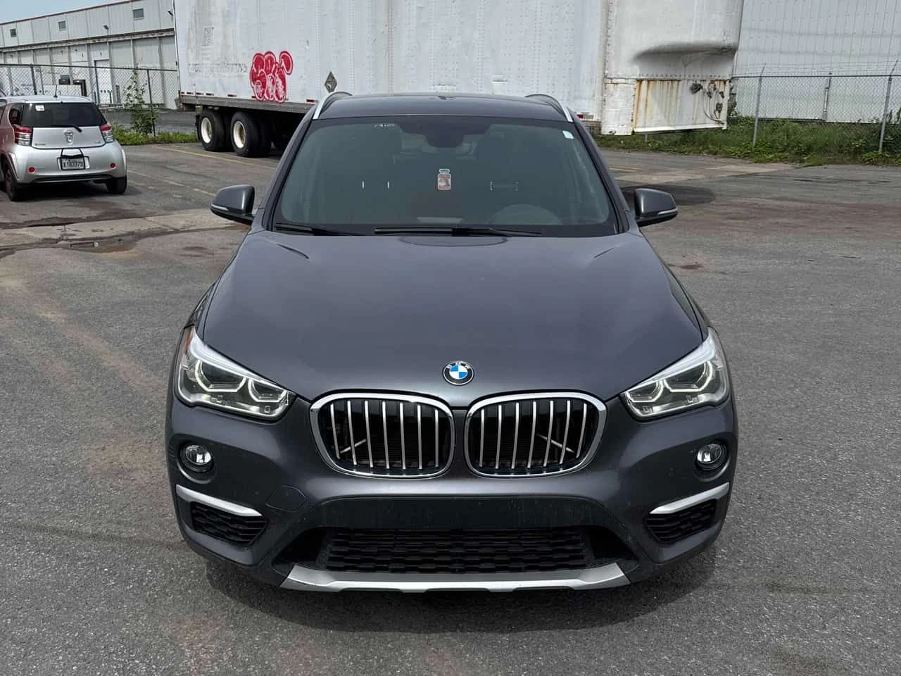 BMW X1 xDrive28i/АВТОКРЕДИТ БЕЗ ПЪРВОНАЧАЛНА ВНОСКА, снимка 2 - Автомобили и джипове - 55004562
