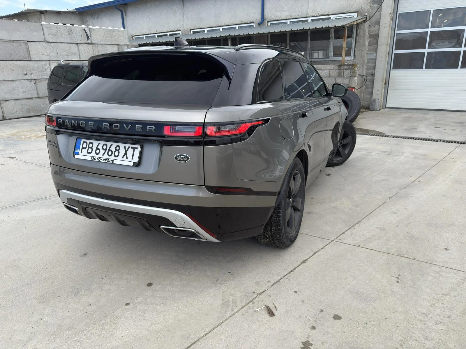 Land Rover Range Rover Velar R-DYNAMIC S 2.0 I4 300 PS, снимка 5 - Автомобили и джипове - 55007505