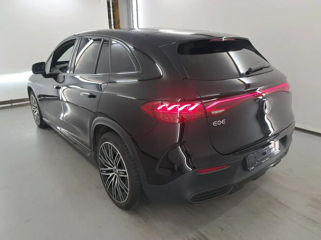Mercedes-Benz EQE 97% 300 AMG Мемори, шибидах, подгрев, снимка 4 - Автомобили и джипове - 55724598