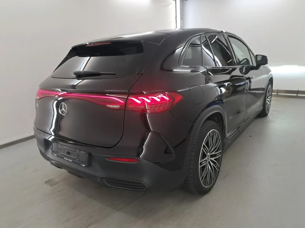 Mercedes-Benz EQE 97% 300 AMG Мемори, шибидах, подгрев, снимка 5 - Автомобили и джипове - 55724598