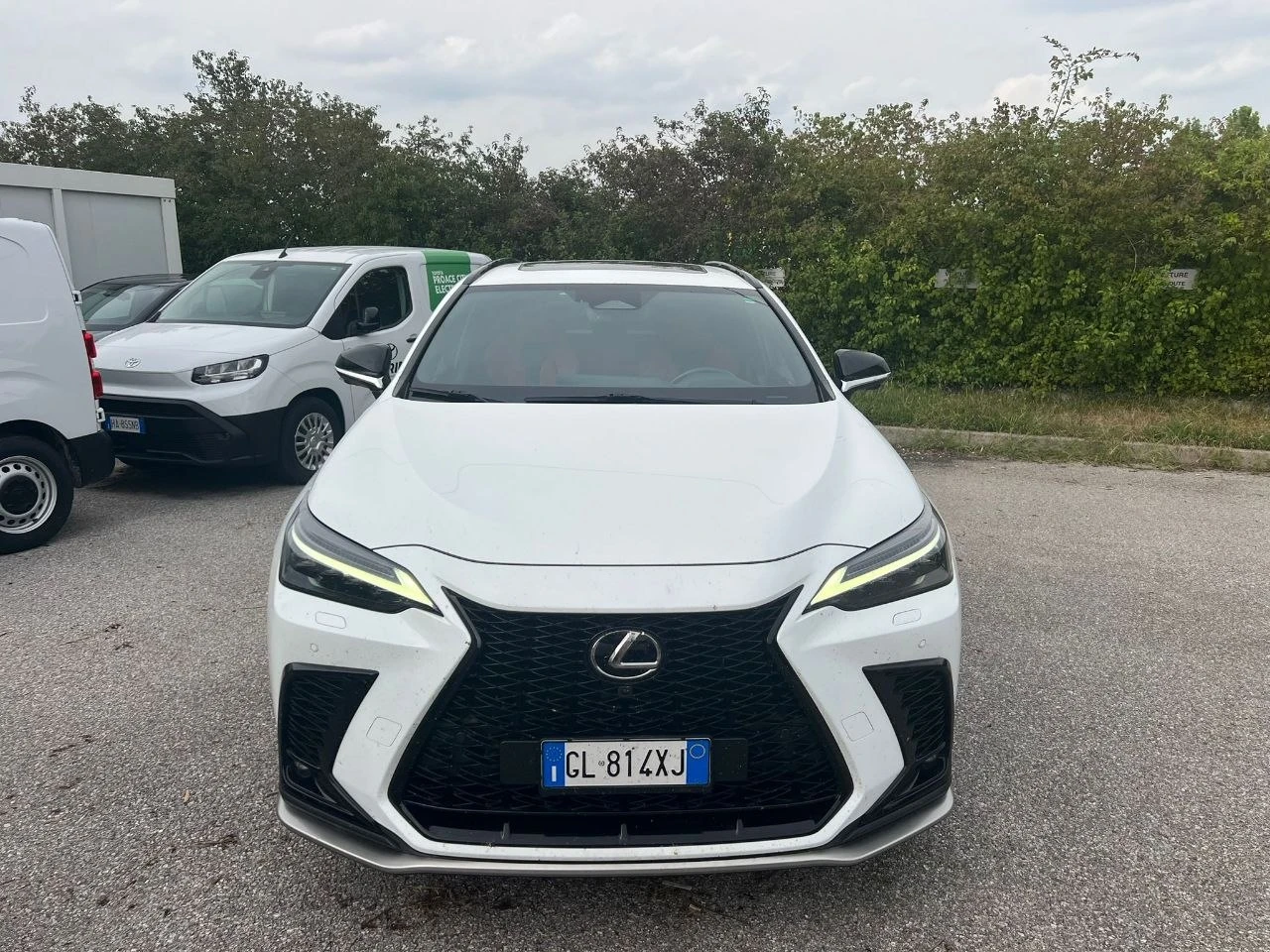 Lexus NX 450 h+ /F-SPORT/51000km/HUD/PANORAMA/4×4/TOP FU