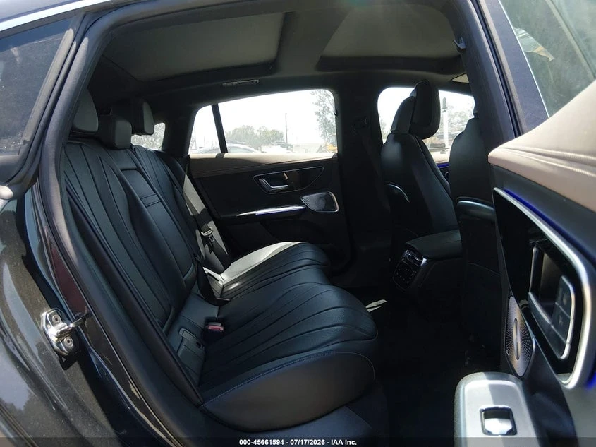 Mercedes-Benz EQE 350+ , снимка 8 - Автомобили и джипове - 55847243